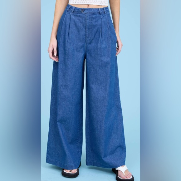 Pleated Wide Leg Chambray Pants – High Waist Lightweight Denim Pants - Picture 2 of 8